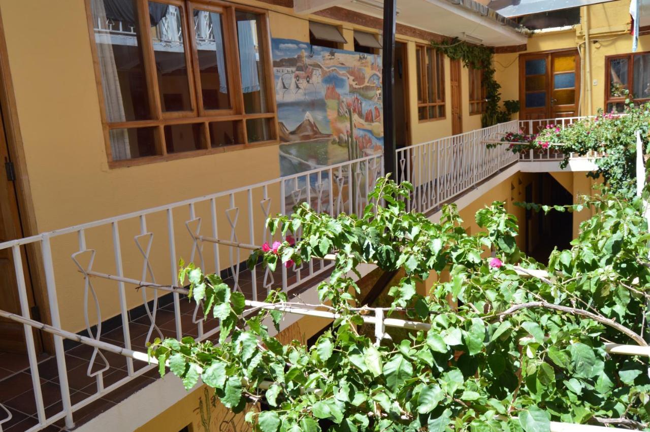 Hostal Coronel Pedro Arraya Tupiza Bagian luar foto
