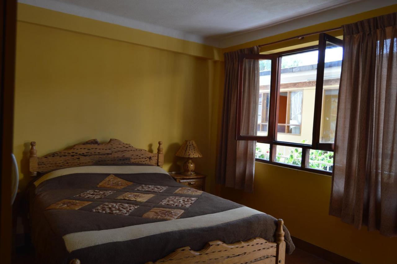 Hostal Coronel Pedro Arraya Tupiza Bagian luar foto
