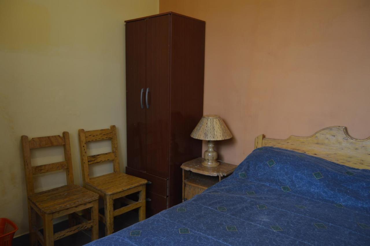 Hostal Coronel Pedro Arraya Tupiza Bagian luar foto