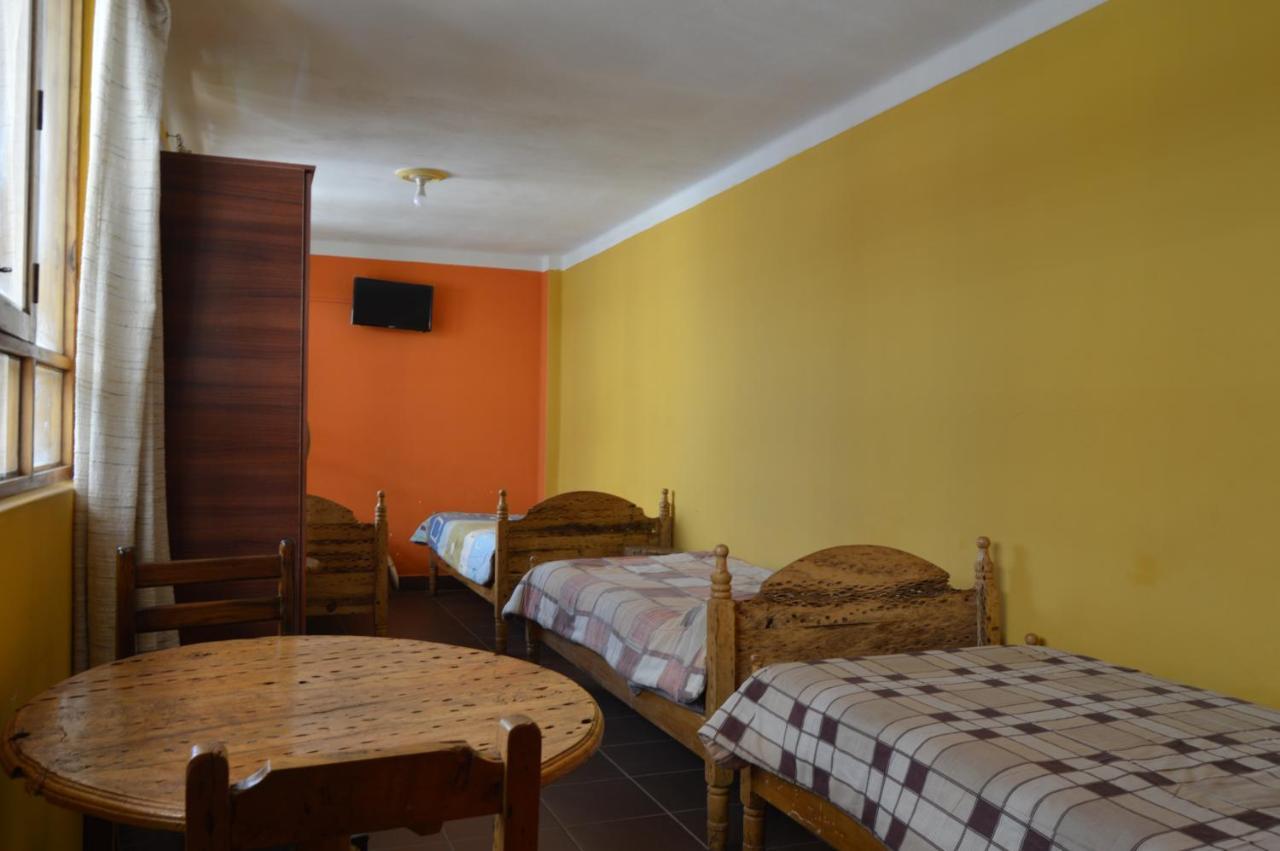 Hostal Coronel Pedro Arraya Tupiza Bagian luar foto