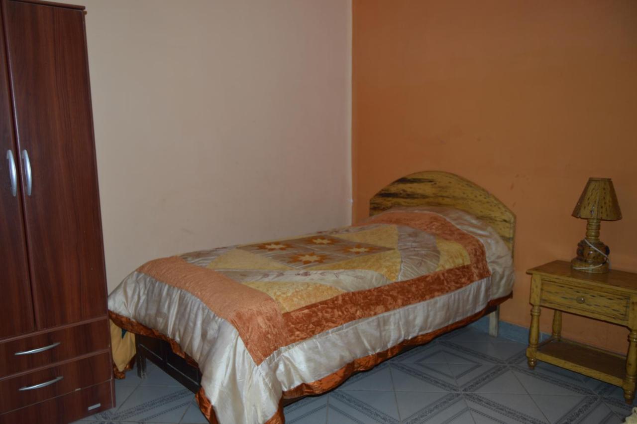 Hostal Coronel Pedro Arraya Tupiza Bagian luar foto
